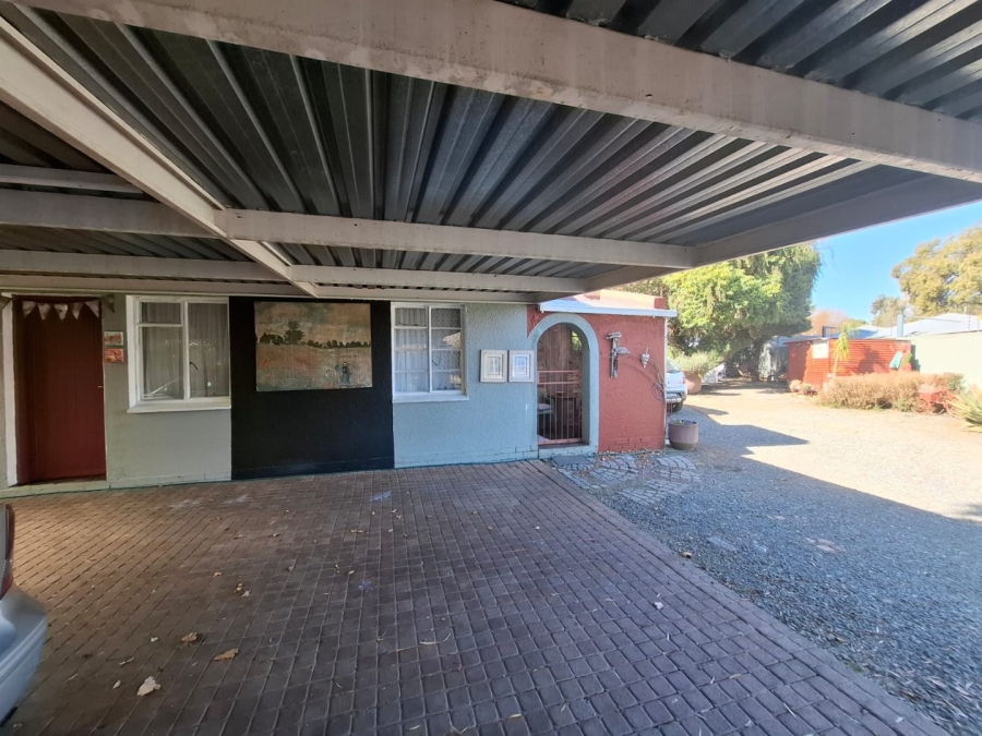 9 Bedroom Property for Sale in Westdene Free State